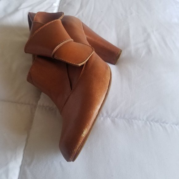 Brown Aldo Booties - Picture 5 of 7